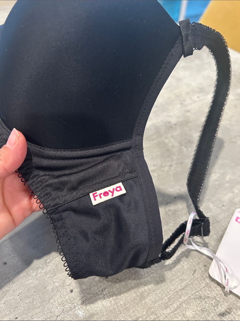 Freya Black Molded Smooth Underwire Bra size 28DDD - Picture 3 of 8
